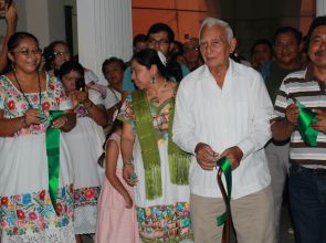De encuentros y desencuentros de escritores mayas