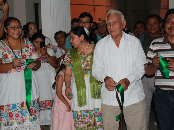 De encuentros y desencuentros de escritores mayas