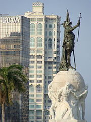 Monumentos al conquistador Vasco Núñez de Balboa.